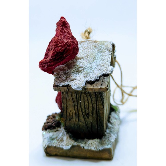 Vintage Resin Cardinals Christmas Tree Birdhouse Ornament Snow Holly Wreath - Picture 2 of 7